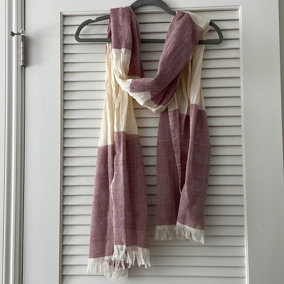 Cream and Red Linen Scarf - Picture 1 of 5
